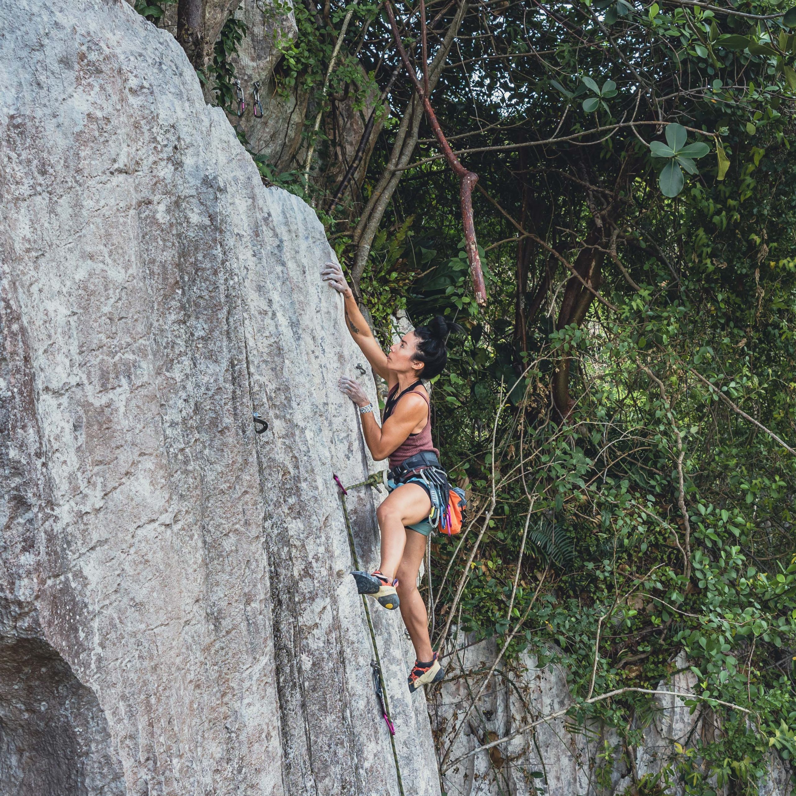 ¿Qué es la escalada deportiva?